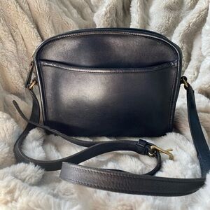 Vintage Coach Black Leather Metropolis Zip Shoulder Bag #9087